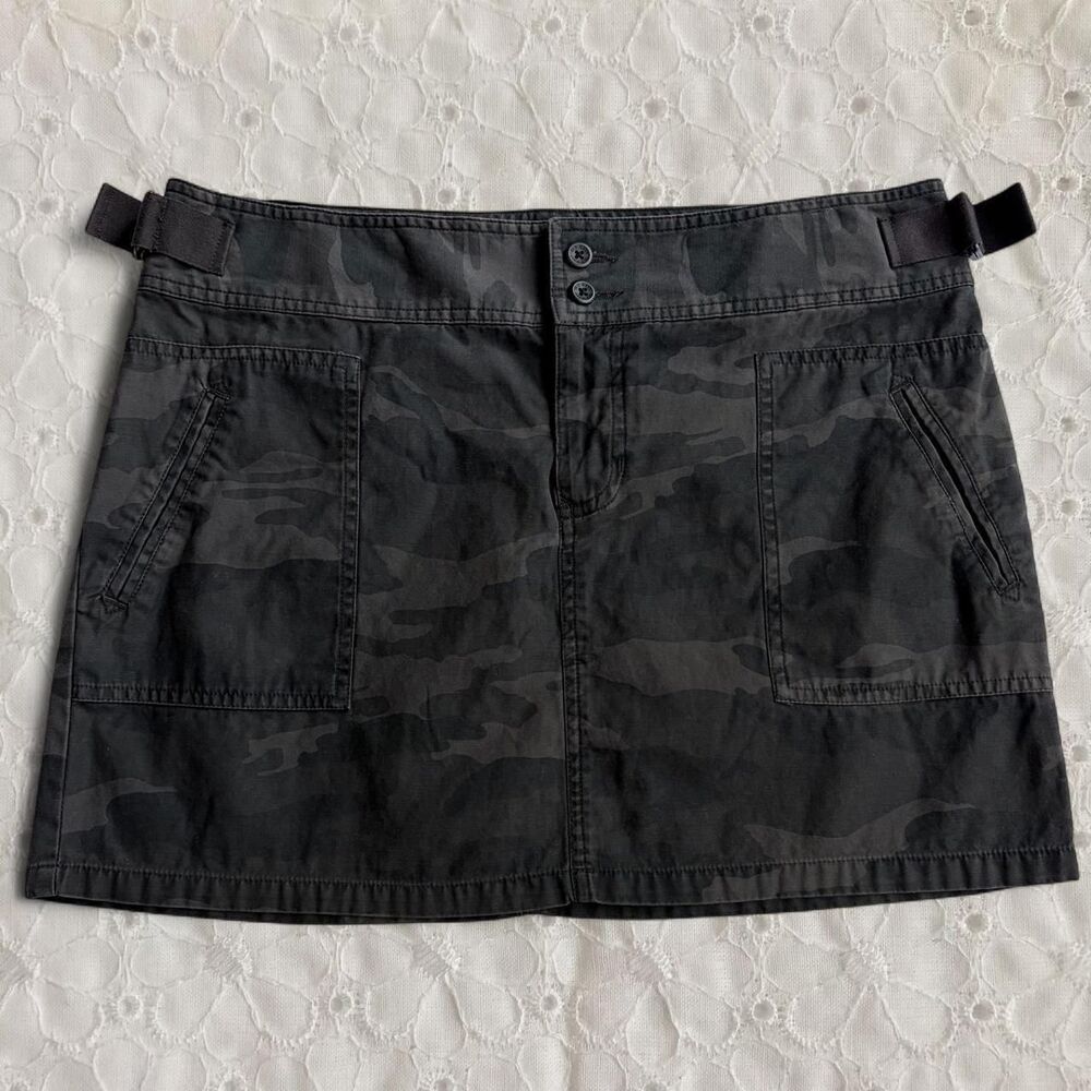 Vintage Y2K Old Navy Black Camo Cargo Utility Mini Skirt